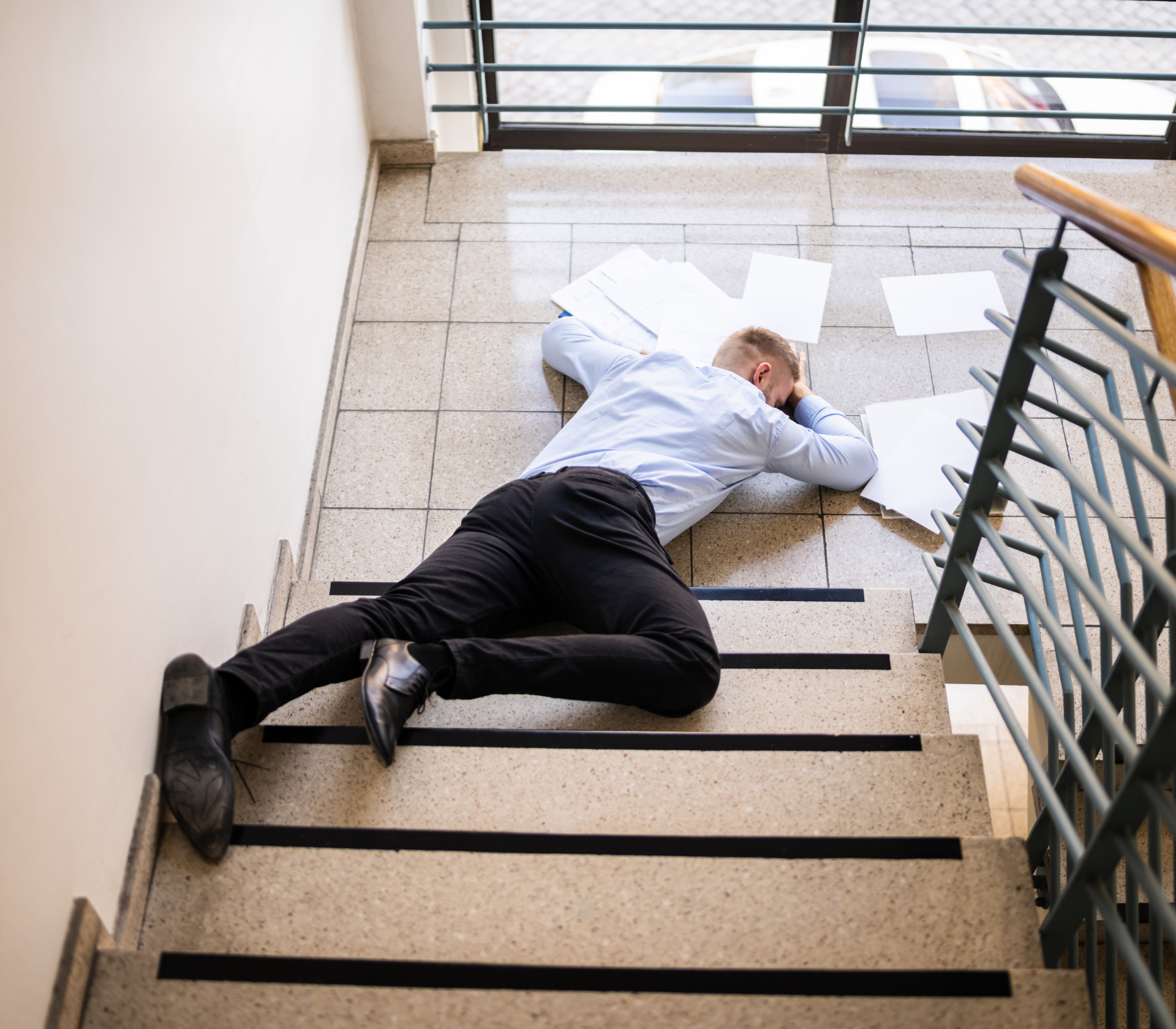 How Building Code Violations Strengthen California Premises Liability Claims